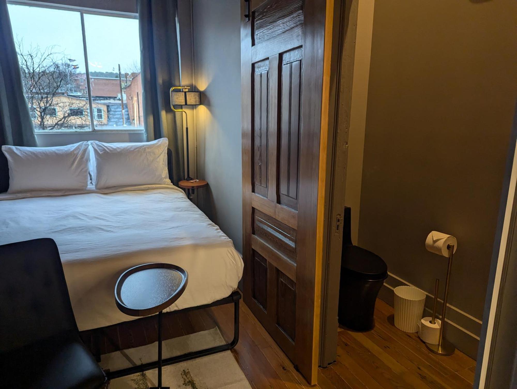 The Well Hotel & Taproom Trinidad Exteriör bild